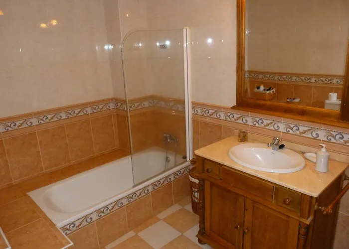 منزل ريفي La Fuente Trabanca